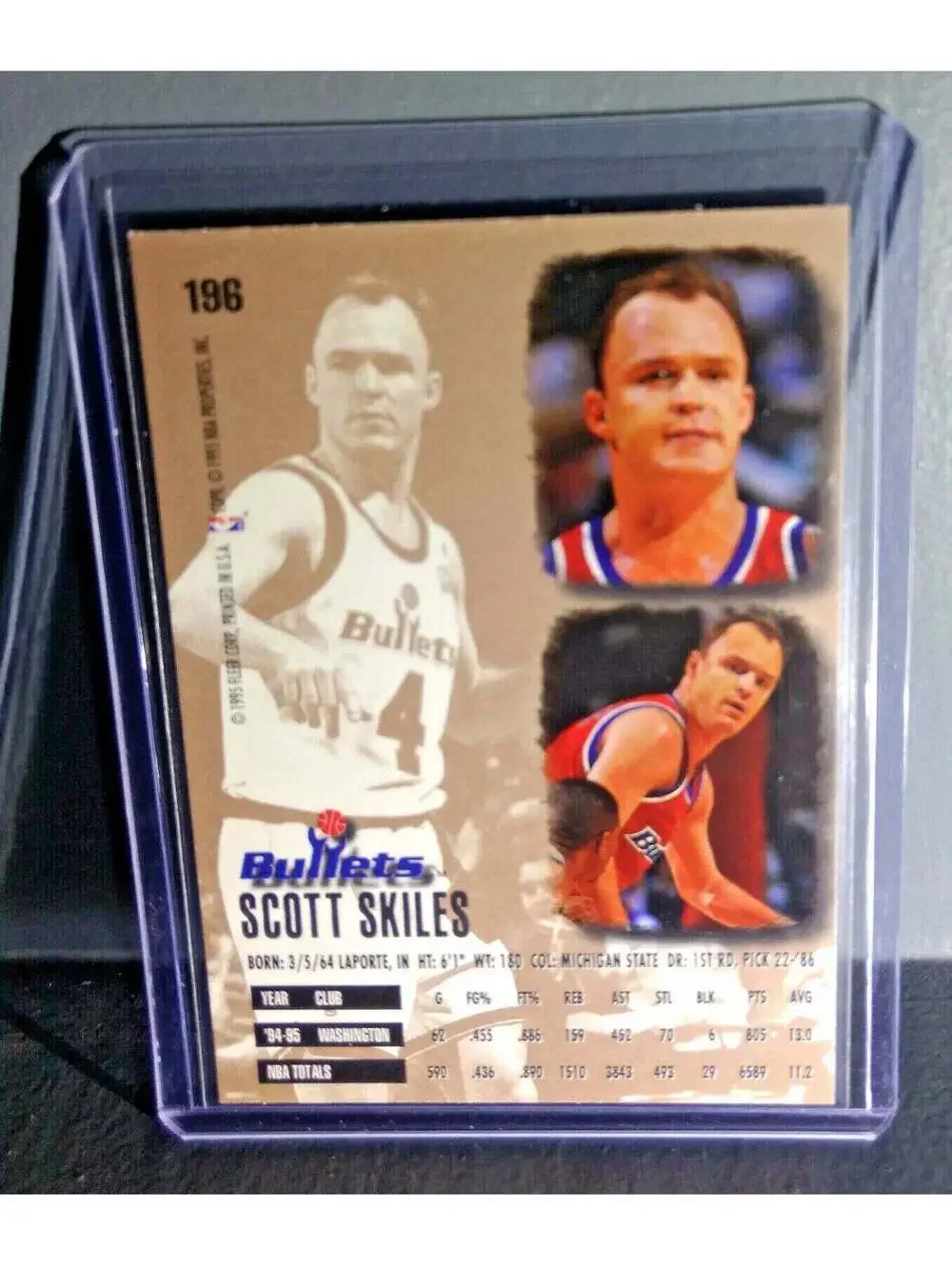 1995-96 Scott Skiles Fleer Ultra #196 Basketball Card